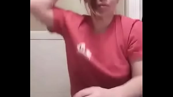 Lacey dancing again