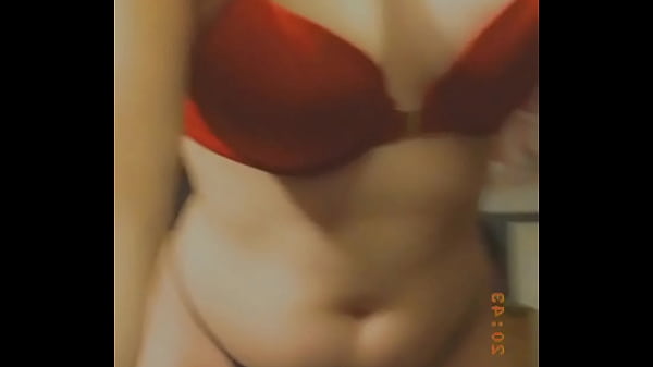 Un striptease de la baby